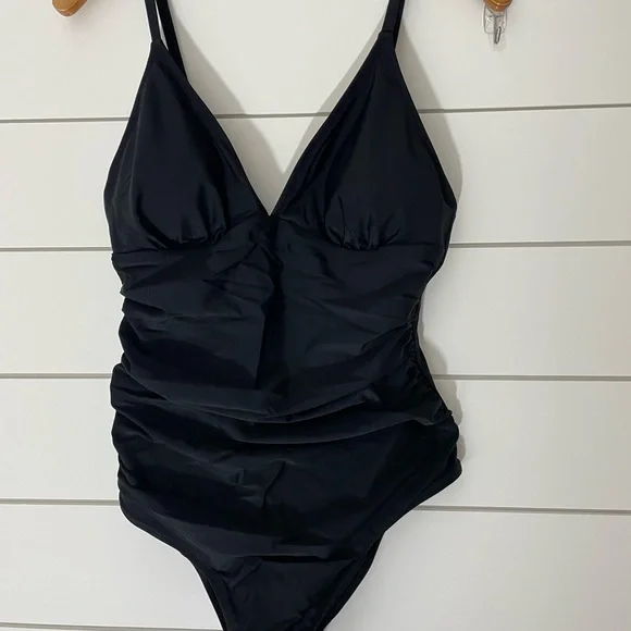 Cupshe Black One-Piece Swimsuit - Picture 2 of 4